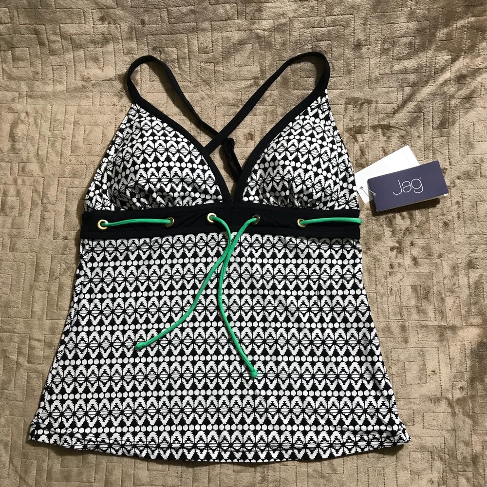 Jag swim tank